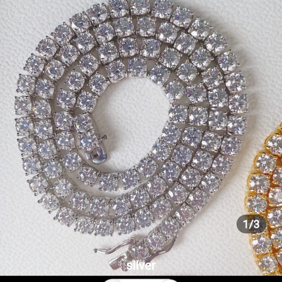 Roped diamond necklaces - Picture 3 of 4